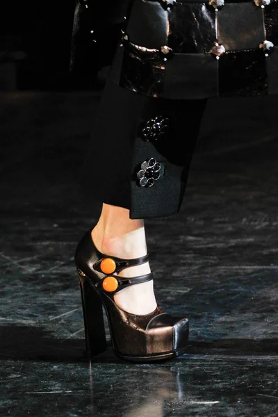 Look 8